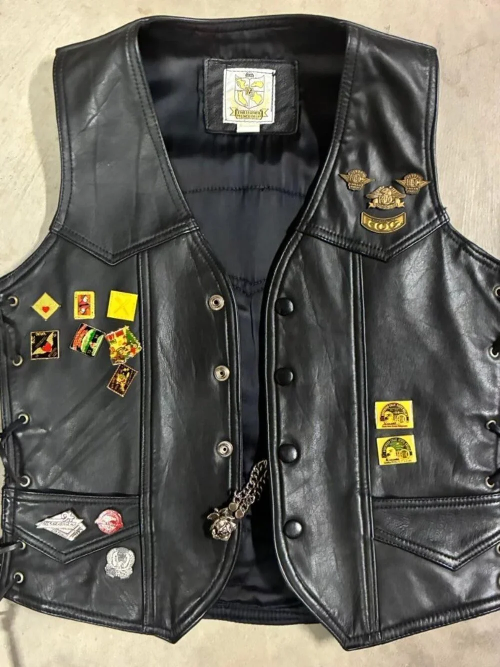 Vintage fem Harley Davidson leather biker jacket